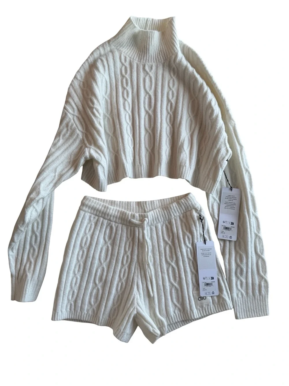 ALO Yoga Cable-Knit Cropped Winter Bliss Turtleneck Sweater & Shorts XS NWT